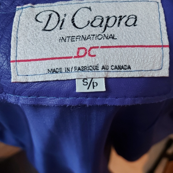 **SOLD** Vintage leather bomber jacket - Picture 4 of 5